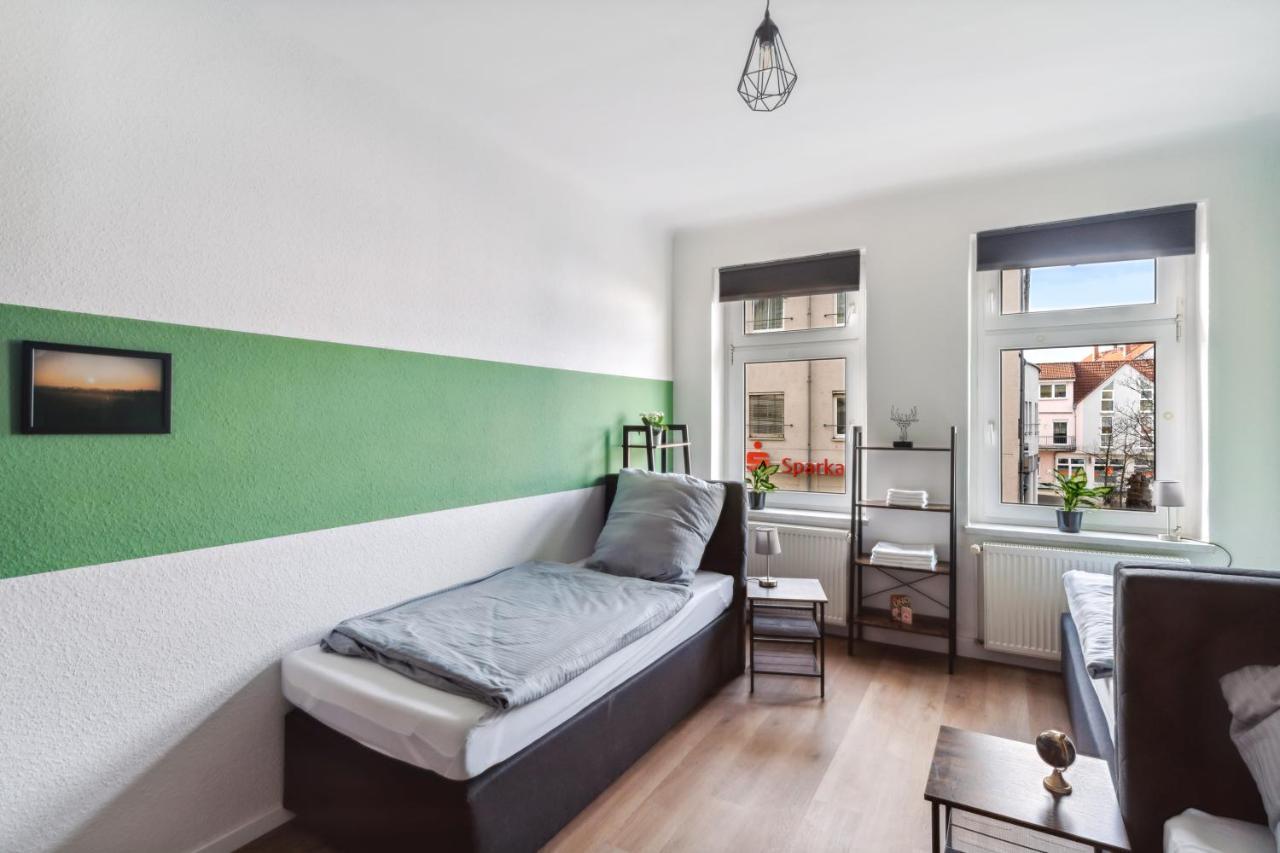 Salihomes/Max Apartment/5Pax/Modern Eingerichtet/Voll Ausgestattet Kueche Markranstaedt Luaran gambar