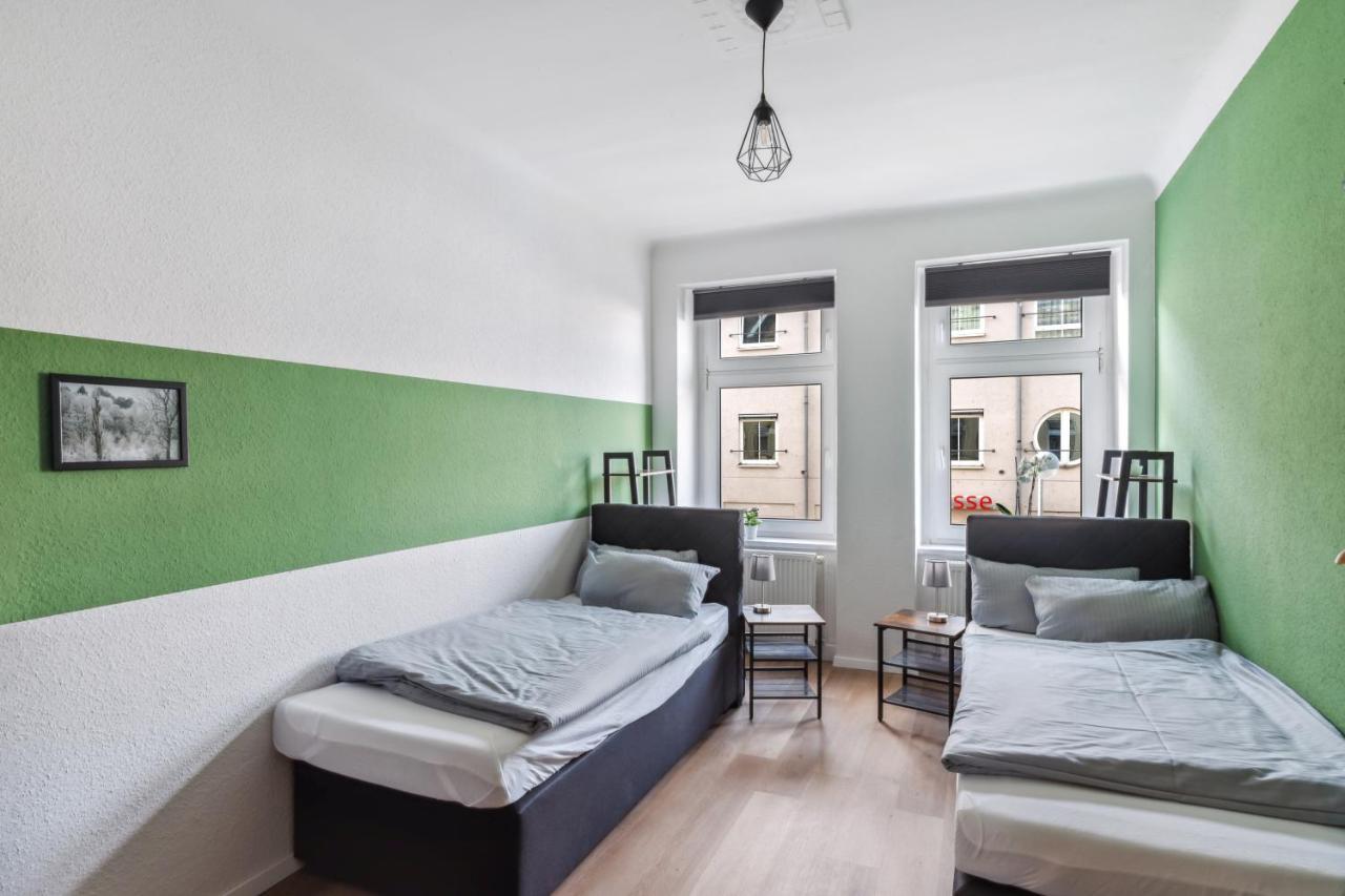 Salihomes/Max Apartment/5Pax/Modern Eingerichtet/Voll Ausgestattet Kueche Markranstaedt Luaran gambar